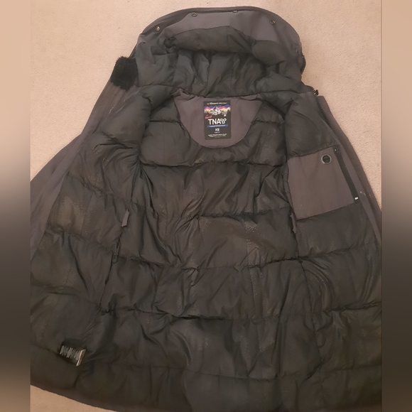 TNA XS Mountaineering Winter Coat - Picture 10 of 10